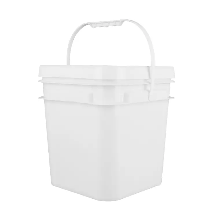 9L Square Plastic Bucket with Lid for Chemical Packaging - Image 2
